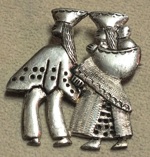 Ecuador silver pin - Gem