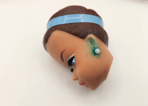Vintage Barbie Fashion Queen Wig Wardrobe 3 Wigs - 1 Head - READ - Picture 3 of 6