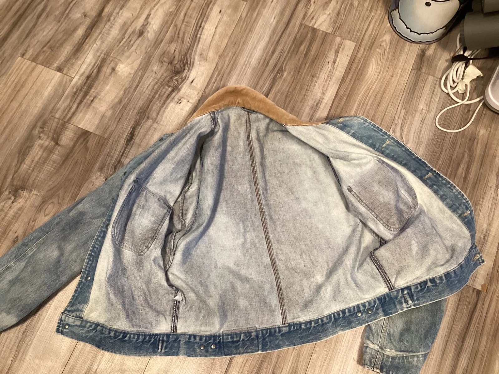 men polo vintage Jean jacket distressed fade stain large fair no tag MADE IN USA - product detail image 11