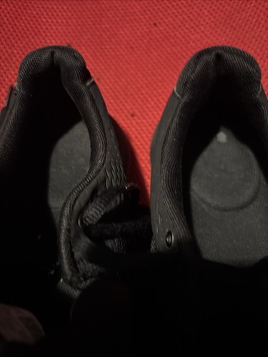 Scarpe da corsa Under Armour donna taglia 7 buone condizioni - Foto 6 di 7