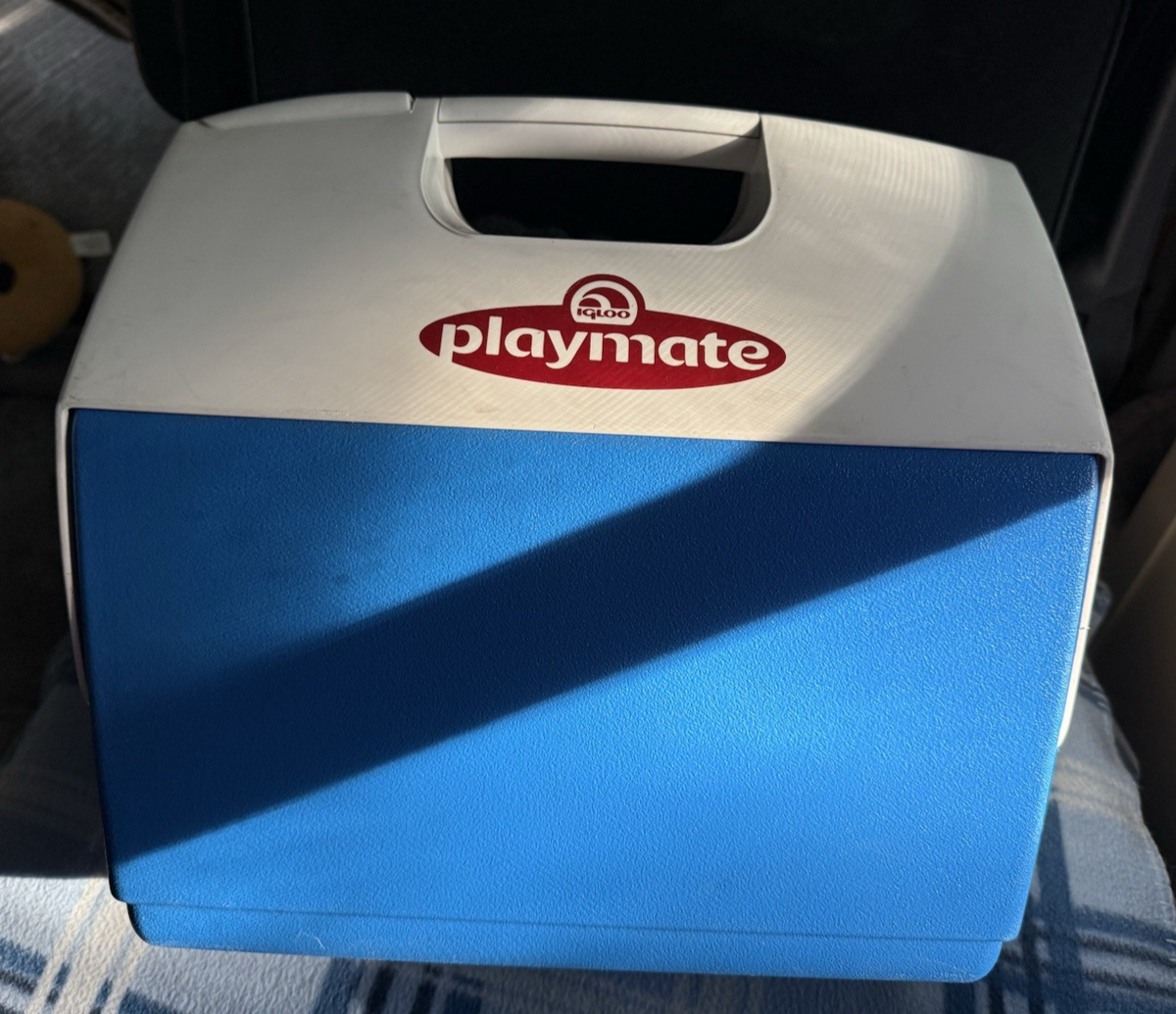 Vintage 1980s Red & White & Blue 16 Quart Playmate Igloo Cooler