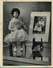 1984 Press Photo Alice Dohmeyer of Algoma named the Porcelain Doll Ottillia