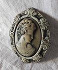 Single Antique Victorian Cameo Pin  Metal with Resin Decorative Setting — photo 3