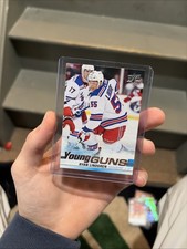 2019-20 Upper Deck - Young Guns Ryan Lindgren #459 (RC)