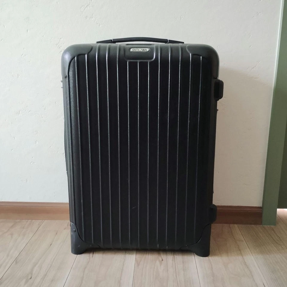 Rimowa Salsa 33L Mad Black 2-wheels Carry Case Suitcase - Image 2 of 4