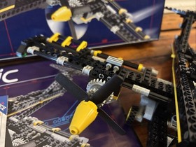 1996 LEGO Technic set 8425 Black Falcon/Hawk with box inserts 100% Complete