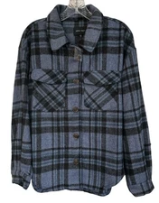 Love Tree Junior's Fleece Shacket Jacket Long Sleeve Size M Blue Black Plaid