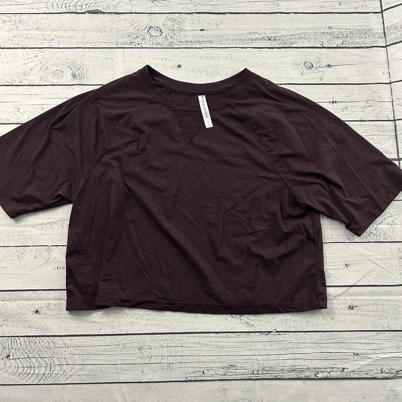 fabletics short sleeve cropped athletic shirt