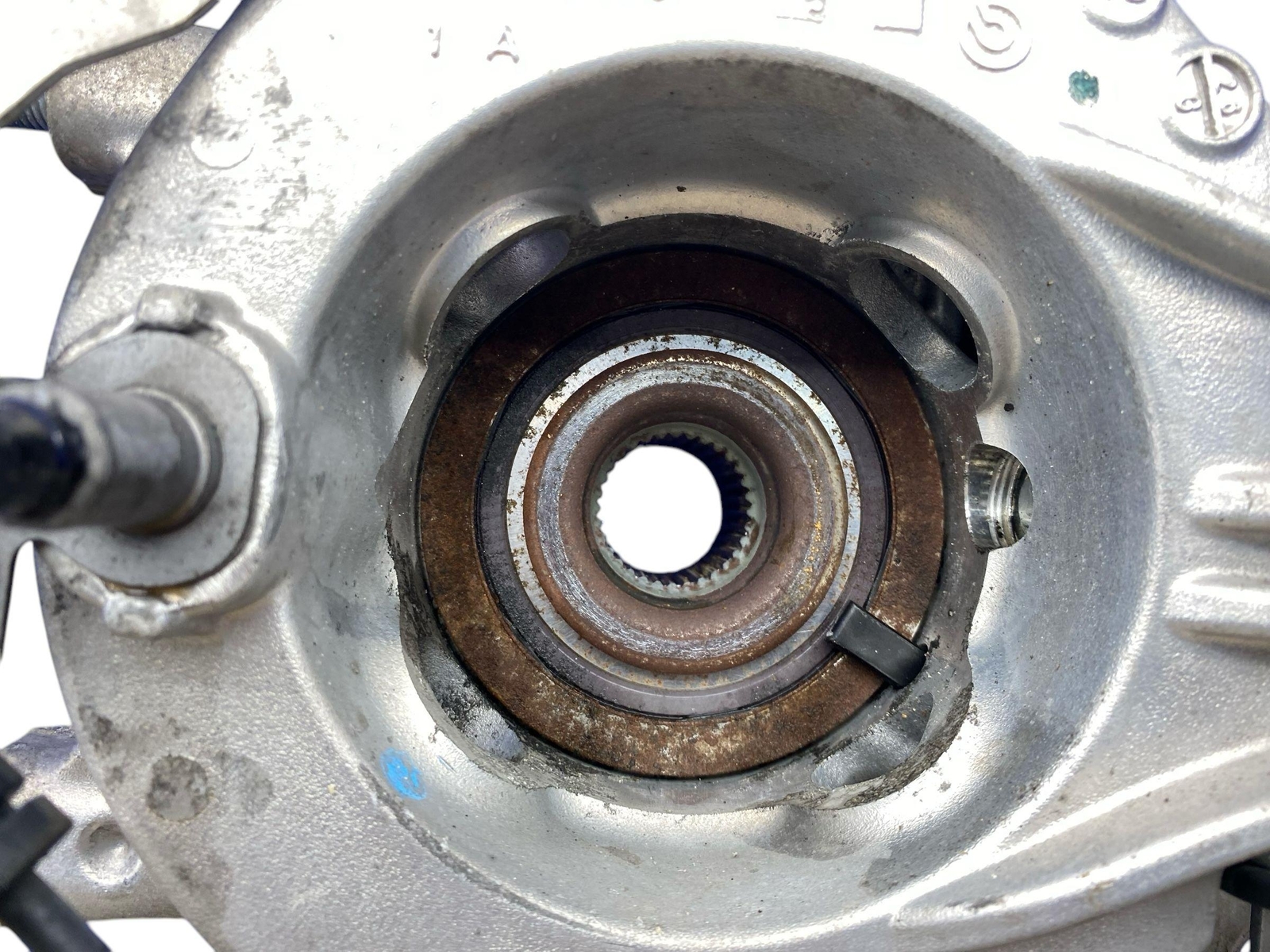 2015-2018 FERRARI CALIFORNIA RWD 3.9L REAR RIGHT SPINDLE KNUCKLE HUB BEARING OEM