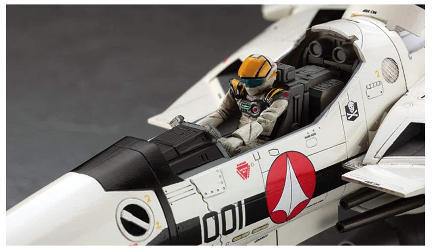 Hasegawa 1/48 Scale Macross VF-1S/A Valkyrie Skull Squadron Construction kit - Image 4 of 4