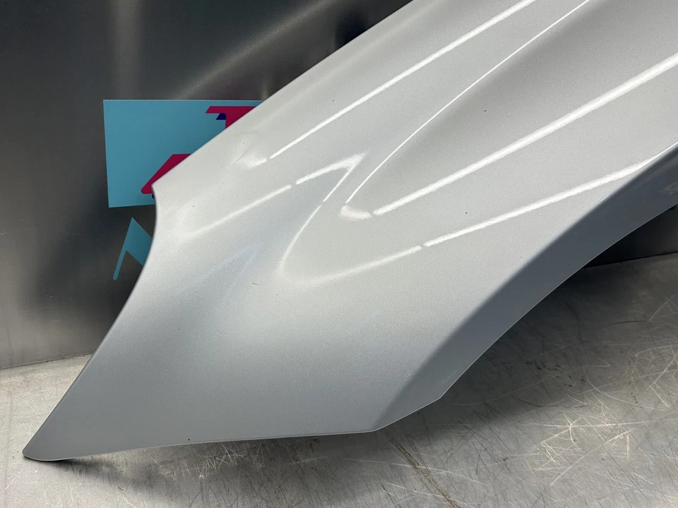 W219 Mercedes CLS 350 500 550 2006-2011 guardabarros delantero lado izquierdo conductor plateado Foto 2 de 4