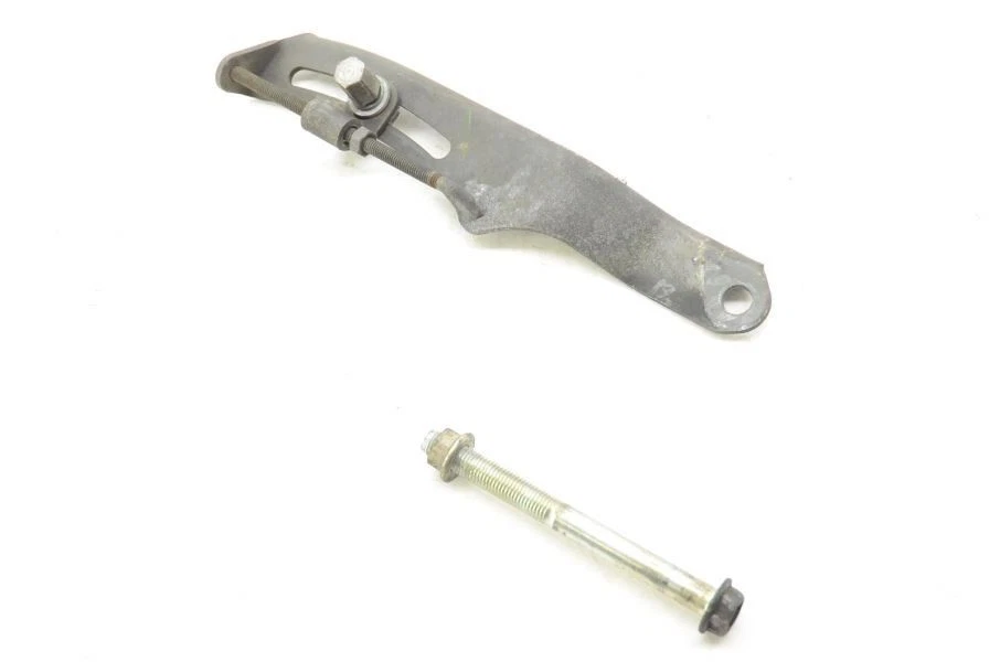 Кронштейн натяжителя генератора 1987-1992 Toyota Supra MK3 - Изображение 2 из 4