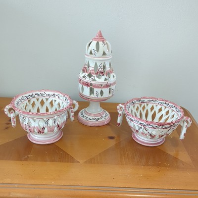 Herrliches Vintage Nabeul Keramik Set mit zwei Schüsseln & Kerzenständer mit Deckel