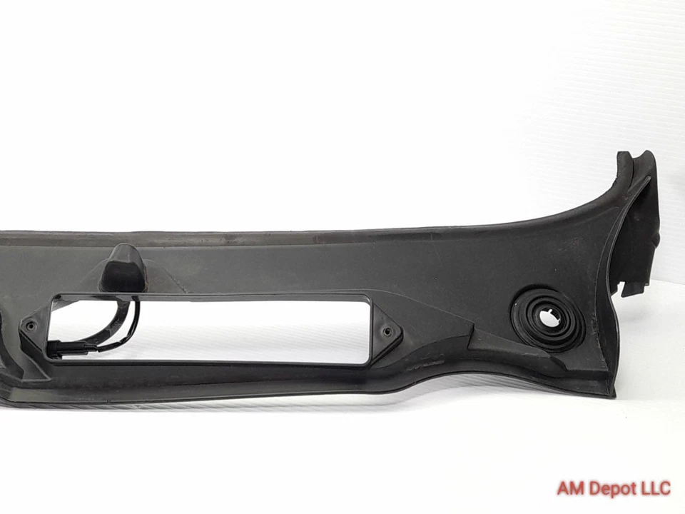 2008 BMW 335xi 335i 328i 328xi E92 Coupe Windshield Bottom Cover Cowl 7161033 - Image 4 of 4