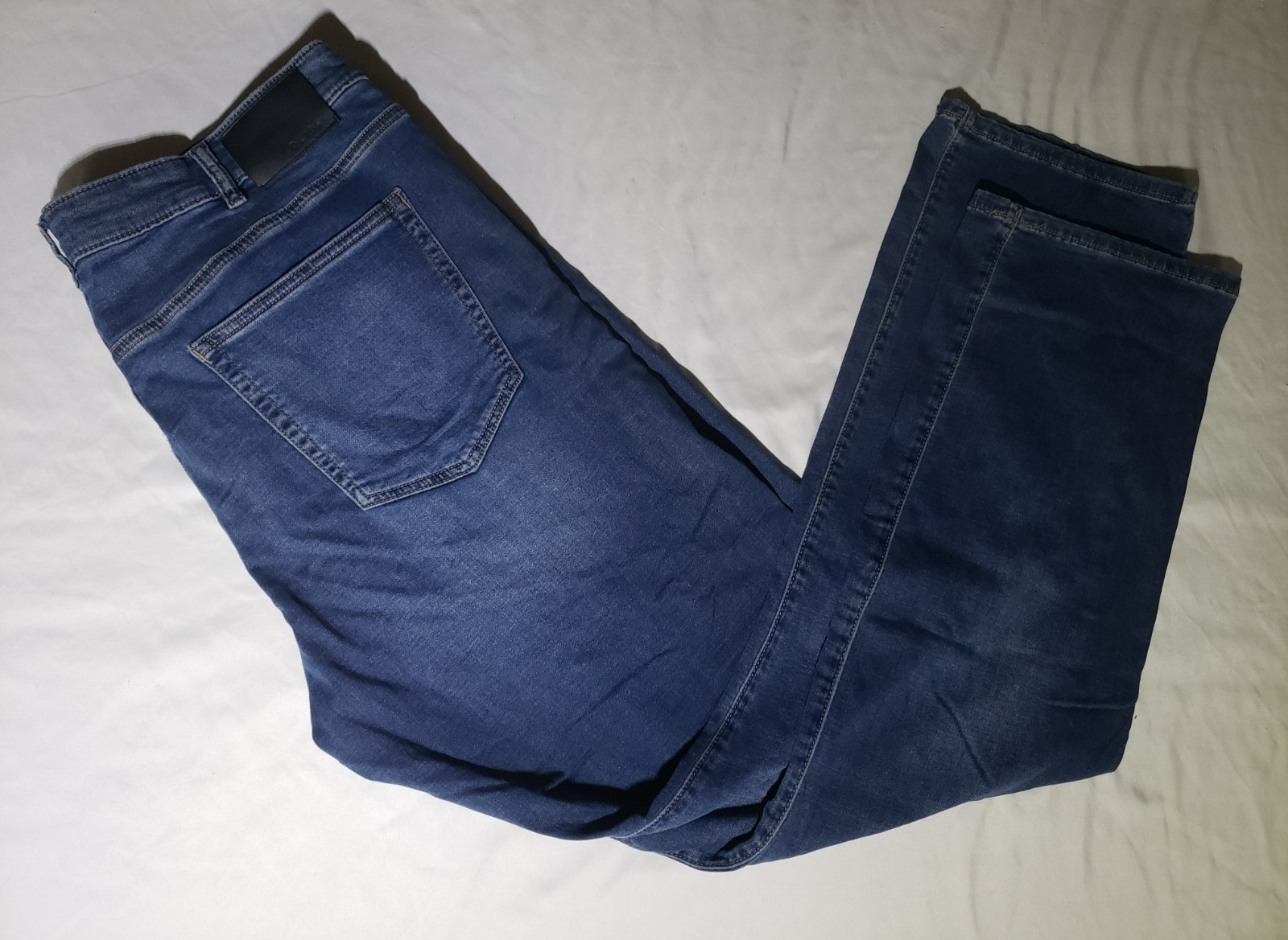 DL Jeans Men's 38 x 34 Blue Medium Wash Avery Relaxed Straight Ultimate Knit