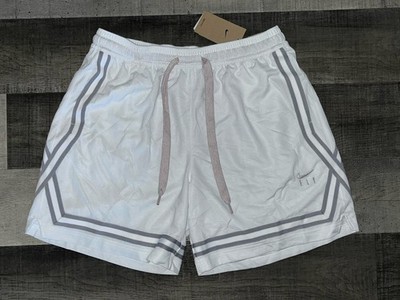NIKE WOMENS FLY CROSSOVER DRI FIT LOOSE FIT 7  BASKETBALL SHORTS LARGE NWT WHITE