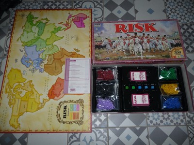 Jeu De Société Risk Version Vintage Des Années 80/90 - Occasion - Stratégie Et Conquête