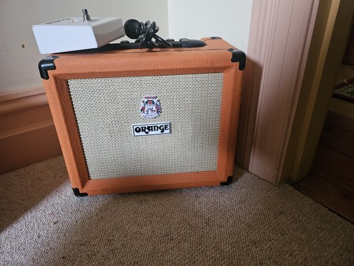 Orange 10'' Guitar Combo Amplifier (CRUSH20RT) With Foot switch