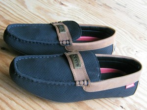 eur 42.5 to us shoe size