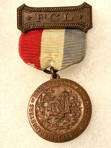1861-1865 MEDAL DAUGHTERS OF UNION VETERANS OF THE CIVIL WAR