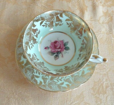 Paragon Bone China Green & Pink Rose Gold Gilt Cup & Saucer England Ca 1939-1949