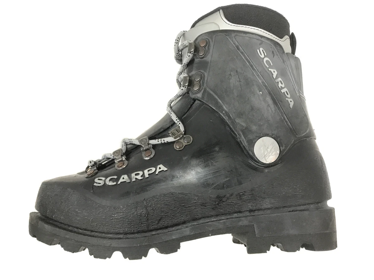 Scarpa plastic hotsell boots