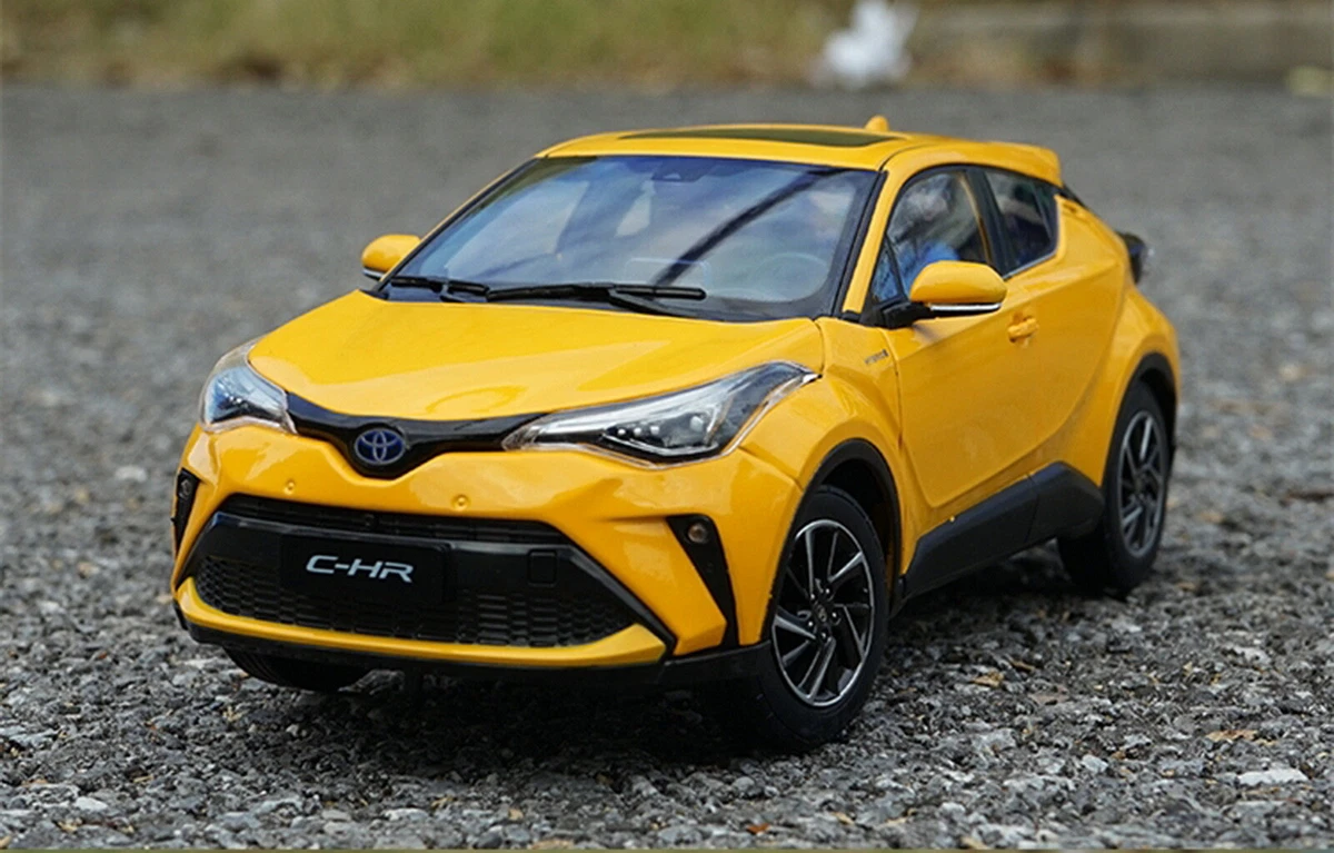 1/18 Scale Toyota C-HR CHR 2021 Yellow Diecast Car Model Toy Collection  Gift NIB