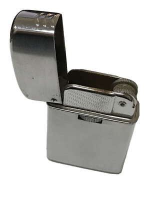 VINTAGE SAROME II SILVER TONE GAS LIGHTER MADE IN JAPAN