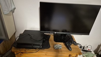 Sony PlayStation 4 Slim 500GB Spielkonsole - Schwarz (9351474) + 4 Controller ++