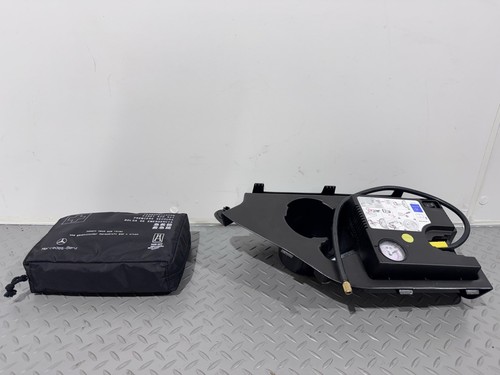 MERCEDES A KLASSE W176 12-18 WAGENHEBER REIFENFÜLLER PUMPE A2468900300