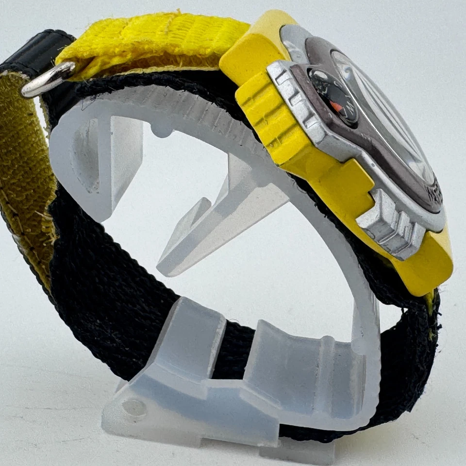 De Colección Fondini Reloj de Cuarzo Hombre Plata Amarillo Nylon Banda Japón Analógico Batería Nueva Foto 3 de 4