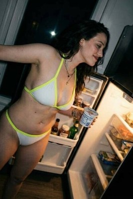 PHOTO NO 14 - KAT DENNINGS - GLOSSY FINISH - 15X10CM - NEW