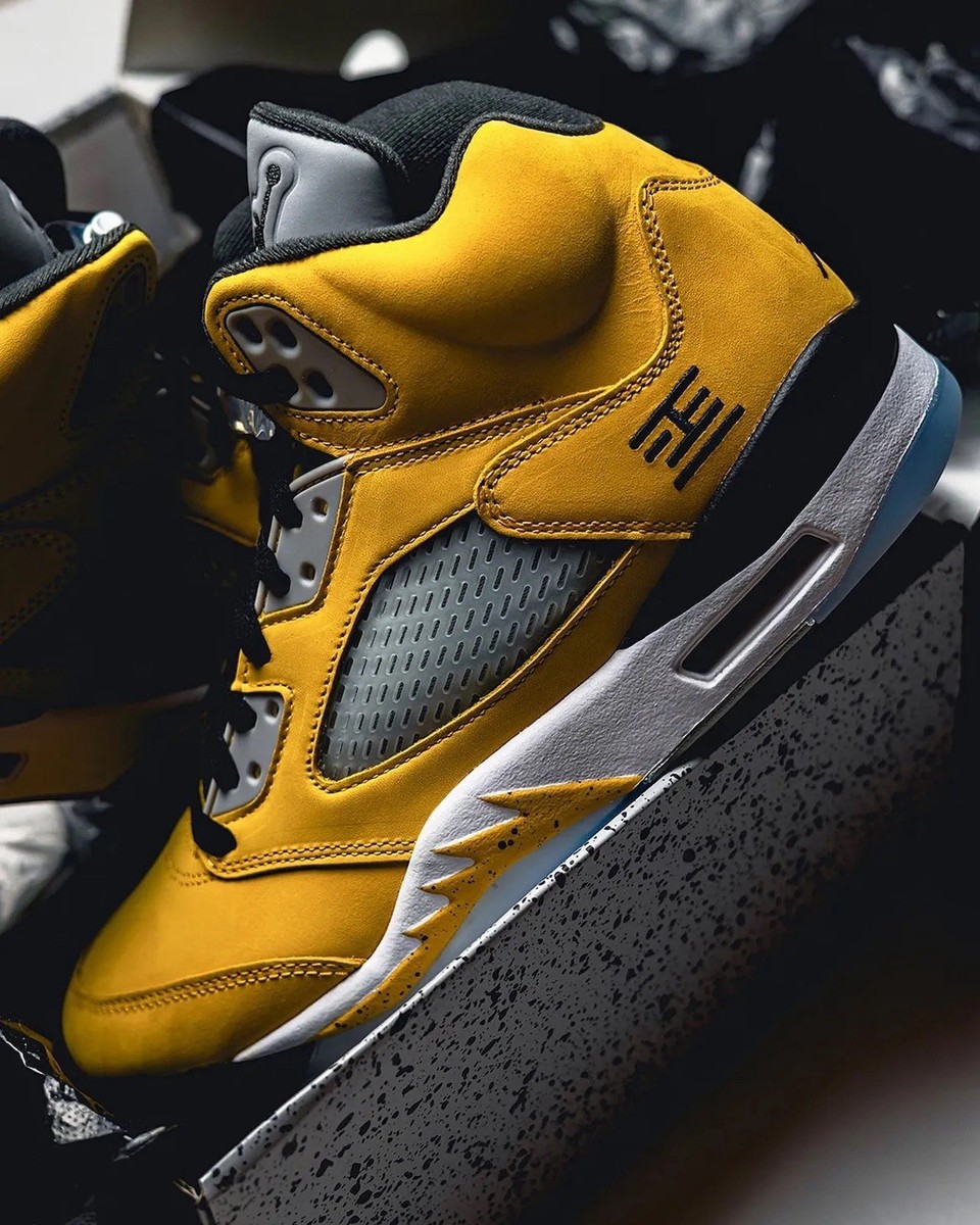 シューズ(男性用) Nike Air Jordan 5 Retro \"Tokyo 23\" (2025 Air Jordan 5 Retro 'Tokyo T23' 2025 Release Date IO3372-700