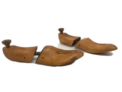 wooden shoe stretcher