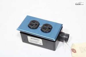 2022 VOLVO VNL860 D13 POWER INVERTER SYSTEM RECEPTACLE BOX 20396567 OEM