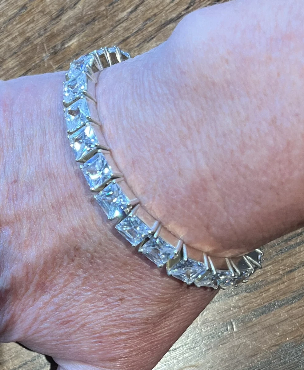 Pandora square bracelet store