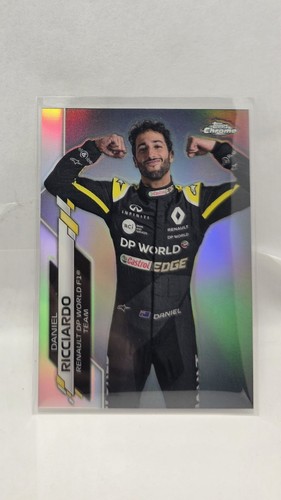 Daniel Ricciardo [Refractor] #9 2020 Topps Chrome Formula 1 card