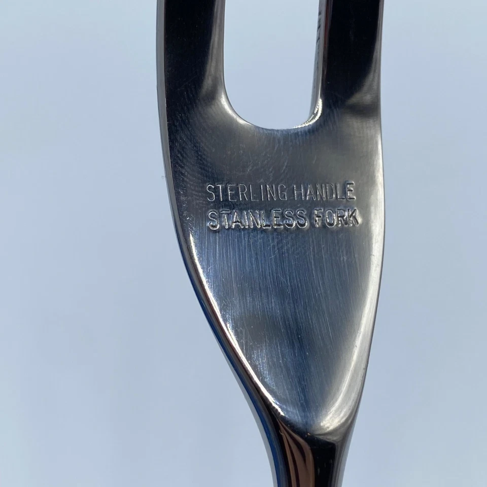 Sir Christopher Wallace Mango de Plata Esterlina Acero Inoxidable Tenedor para Tallar Carne 9.5" Foto 3 de 4