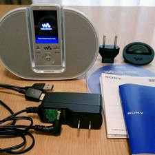 SONY Walkman NW-S638FK 8GB Digital Media Player Speaker Dock AC Powered Japan