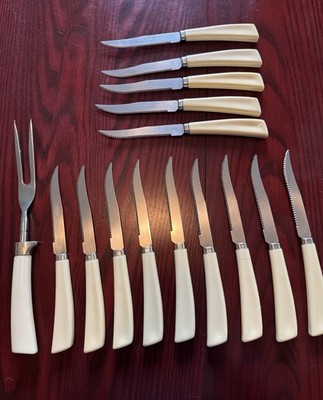 14 VTG  Quikut Steak Knives Ivory Cream Handle Serrated Stainless with SVG Fork