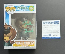 Fortune Feimster Signed Nibbles Maplestick Zootopia 2 Funko pop #1654 coa ACOA