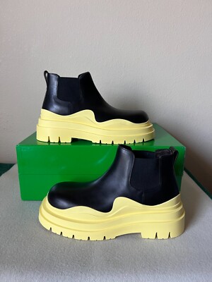 Bottega Veneta Tire Ankle Chelsea Boot - Size 43 - Black Lemon