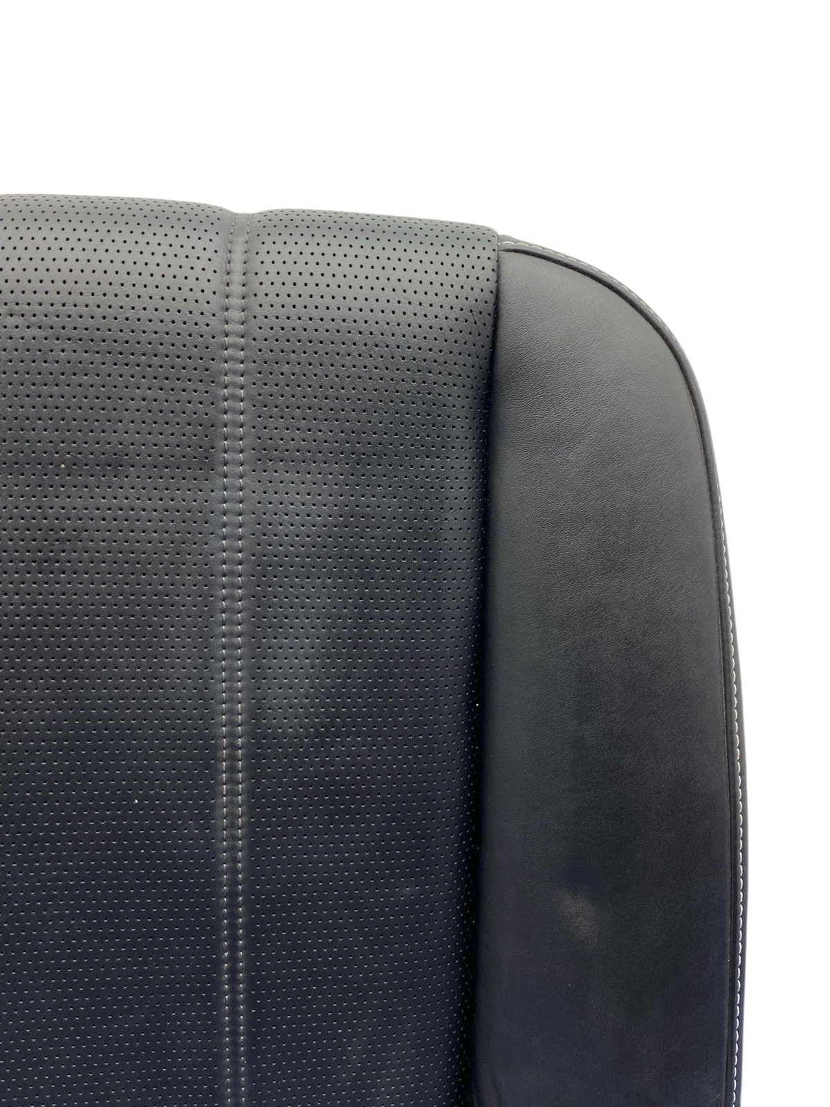 2016-2020 BENTLEY BENTAYGA REAR RIGHT 40 SPLIT LOWER SEAT CUSHION (BB) *INDENTS*