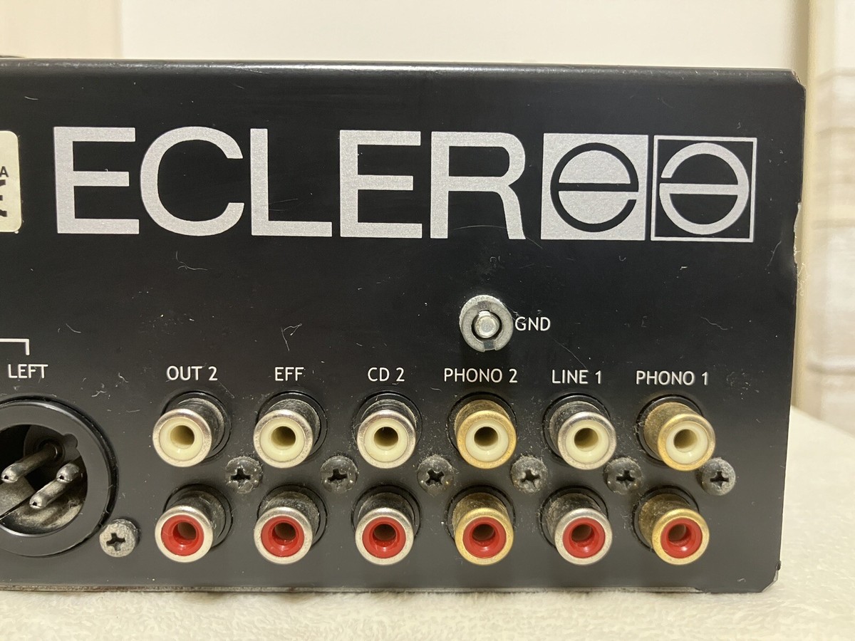 ECLER SMAC PRO30 3ch DJ Mixer w/ Power cable Tested w/ Power ECLER SMAC PRO30 3ch DJ Mixer w/ Power cable Tested w/ Power