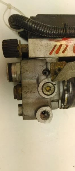 1998 BMW 328I E36 ABS PUMP 1164095 - Image 2 of 4