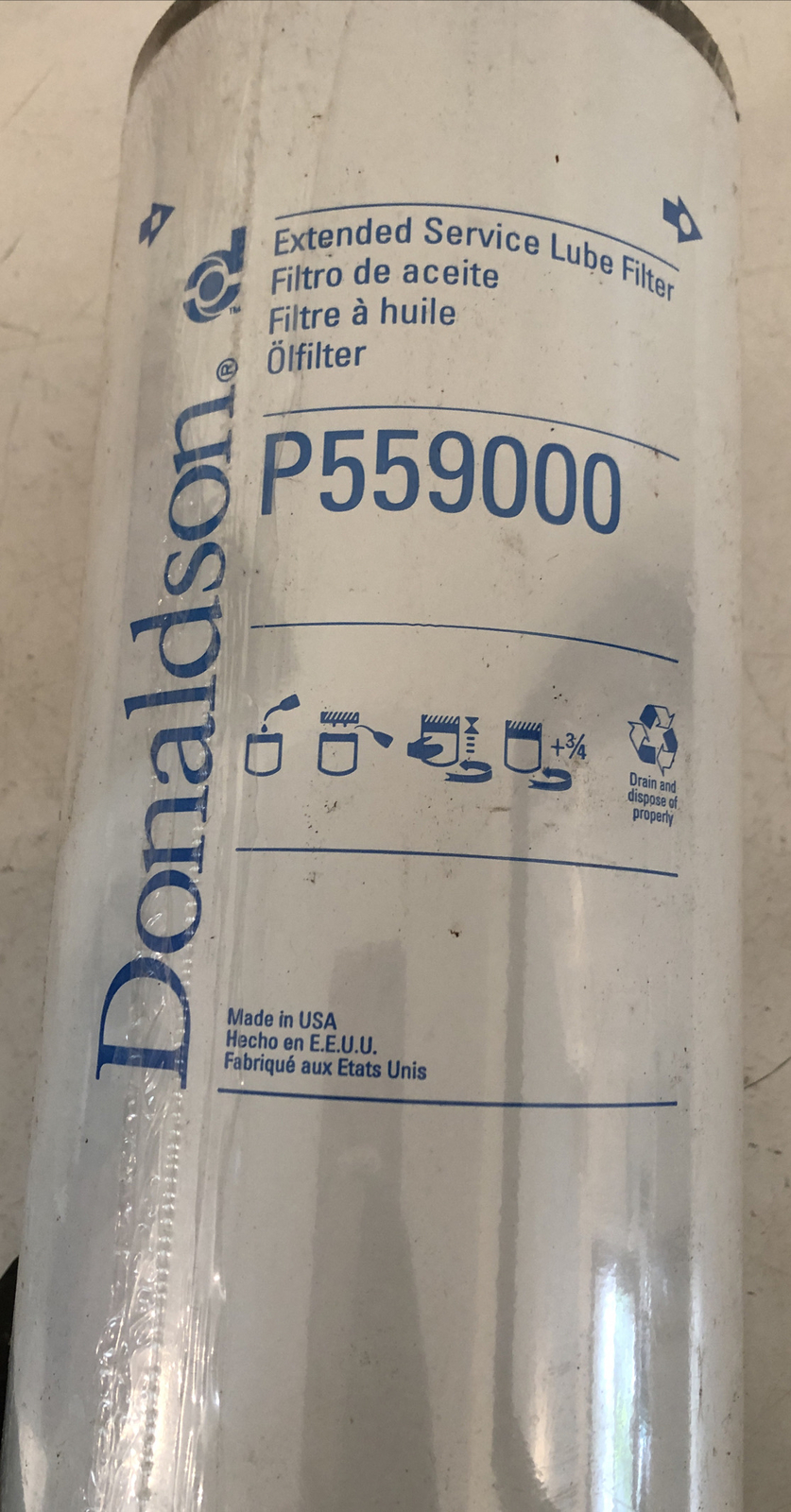 GENUINE DONALDSON LUBE FILTER P559000 NEW OEM