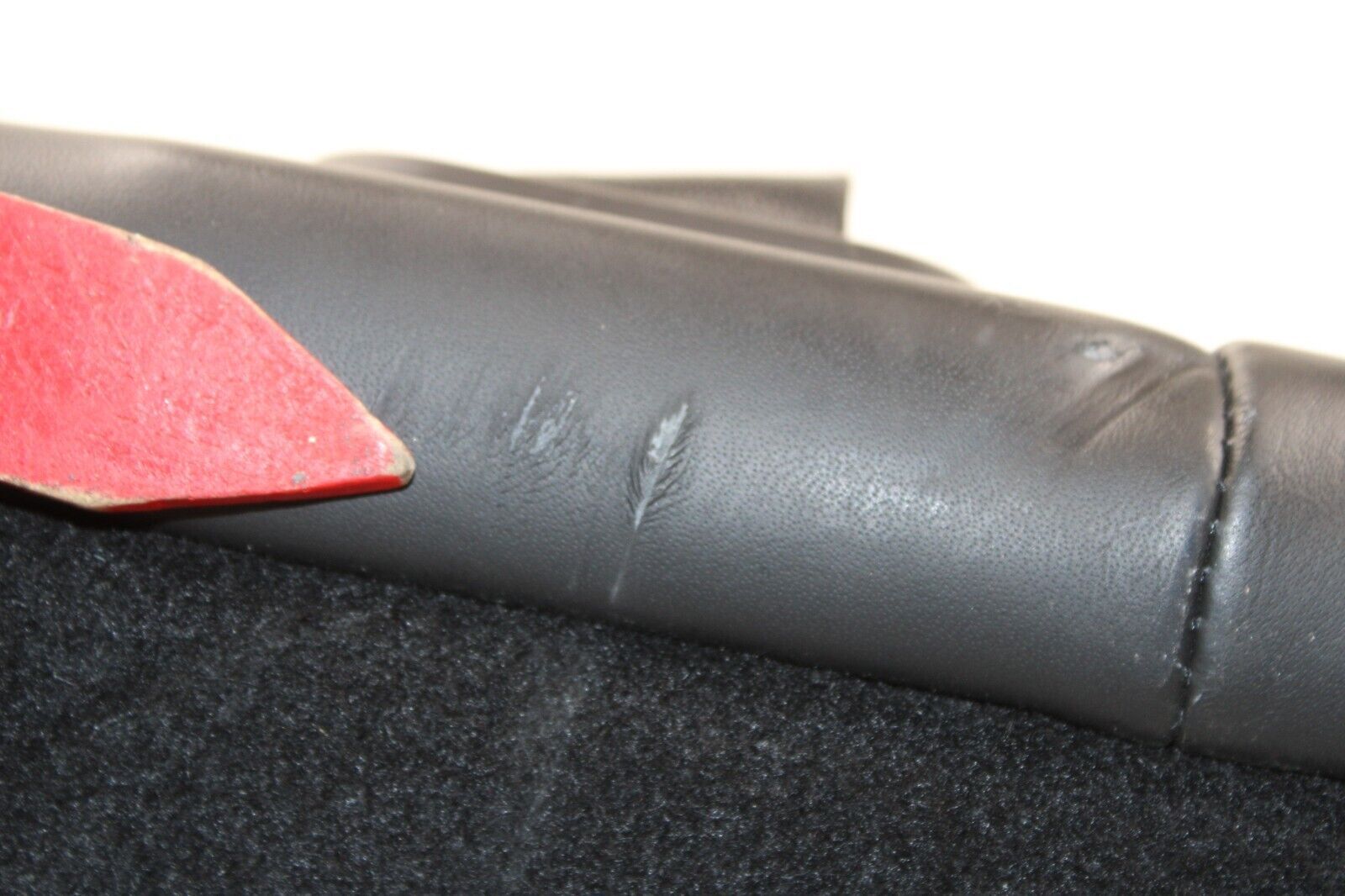 2017 - 2020 MASERATI LEVANTE REAR LEFT SIDE UPPER SEAT CUSHION & ARMREST OEM
