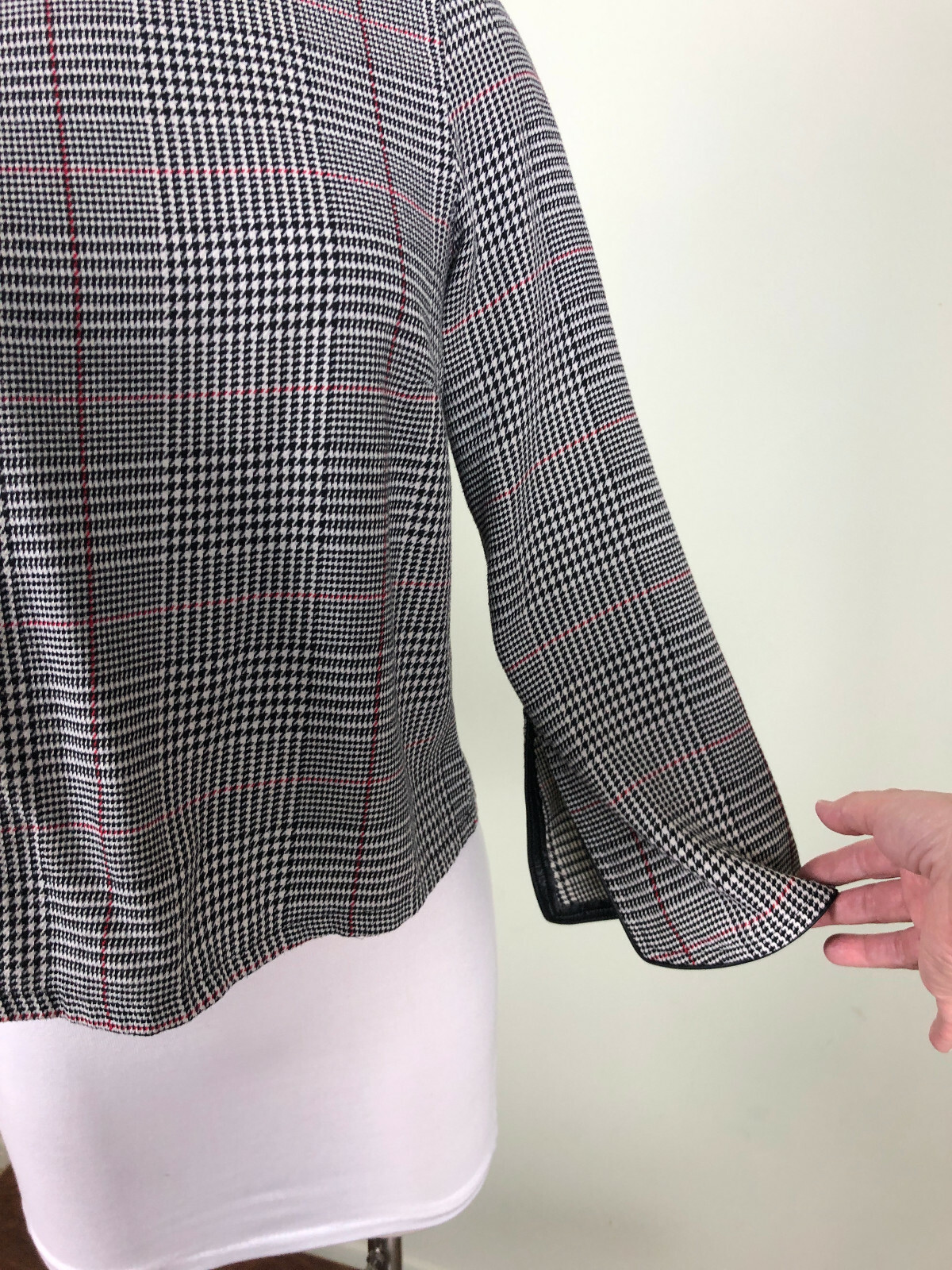 Zara Basic Collection Houndstooth Plaid Zip Blous… - image 5