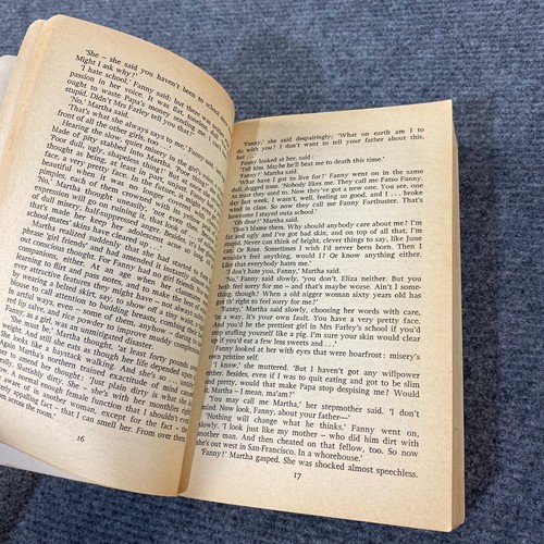 The Girl From Storyville Frank Yerby 1975 RARE Vintage 1st Edition Pan Paperback - Foto 10 di 12
