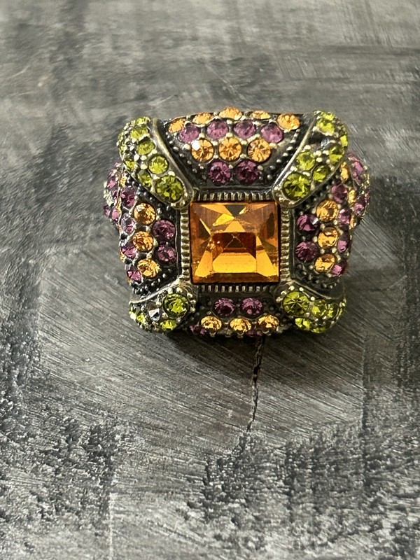 HEIDI DAUS LARGE CUT CITRINE SWAROVSKI CRYSTAL COCKTAIL STATEMENT RING